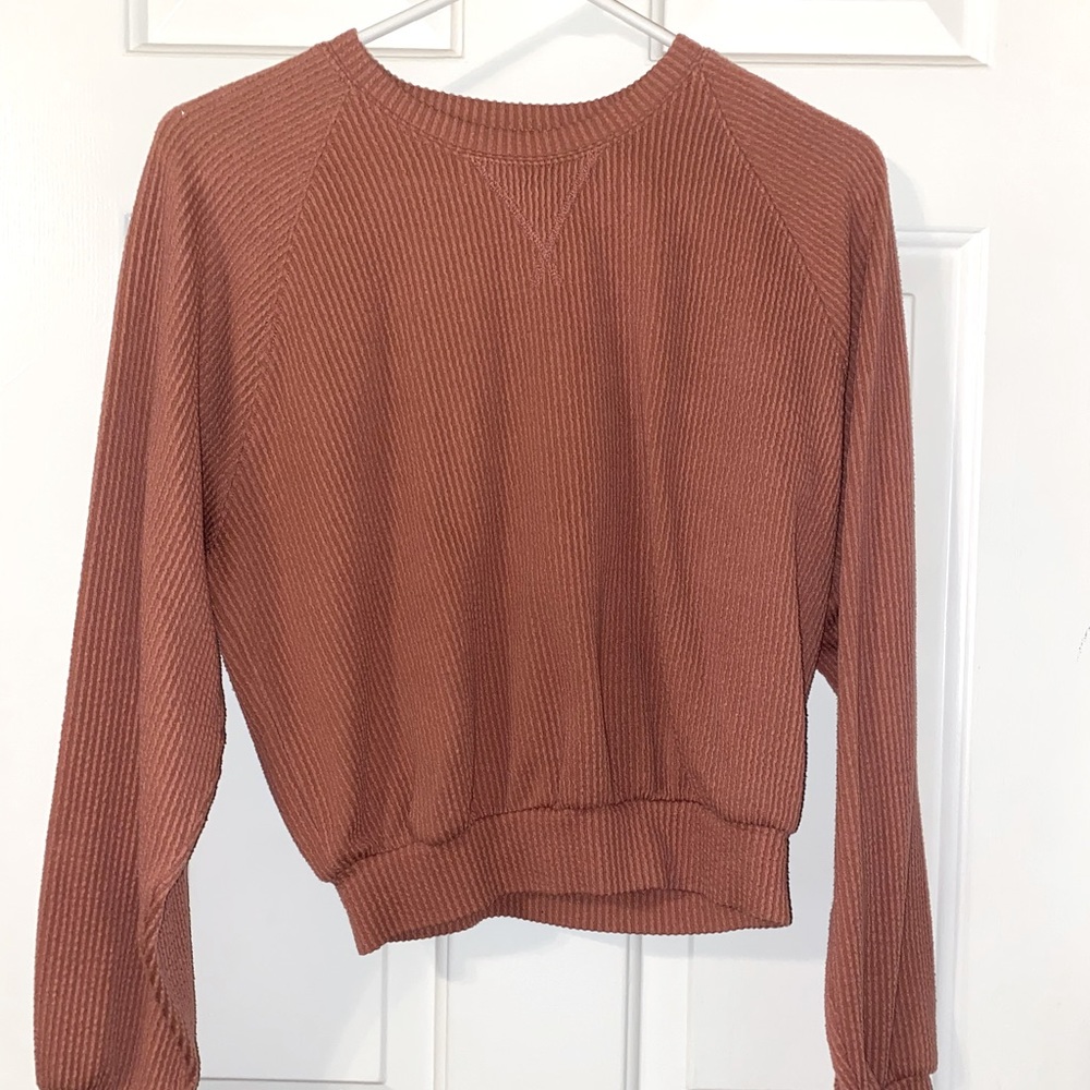 Pink hollister cropped sweater